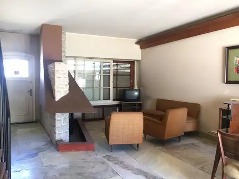 Casa en Venta en Temperley, USD 298.000