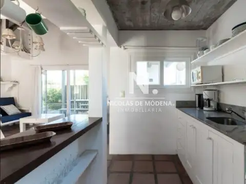 Casa 3 ambientes con 2 baños