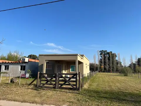 Casa en Venta con 1 cochera