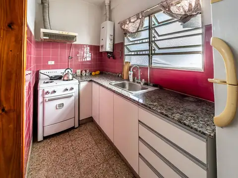 Depto Tipo Casa 3 ambientes con 2 baños