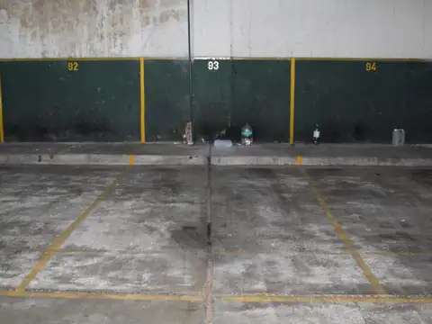 Alsina al 1200 - Cocheras