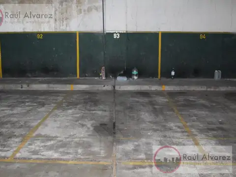 Alsina al 1200 - Cocheras