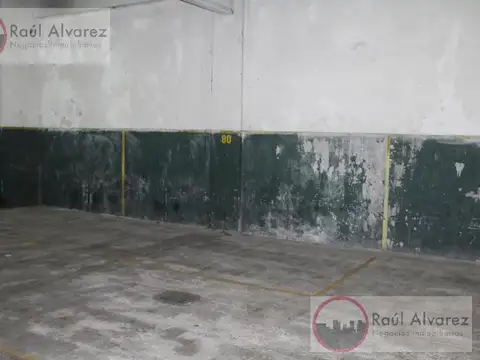 Venta Cocheras en block (6) o individuales en Monserrat. Ideal renta