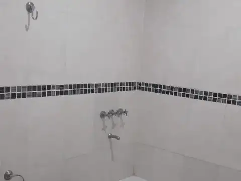 Duplex 4 ambientes  estrenar, 80m2 cochera.