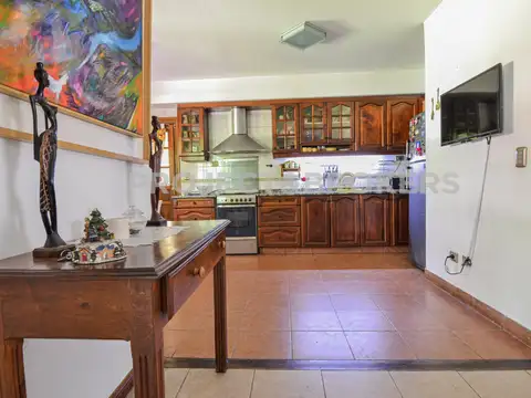 Encantadora casa en Parque Leloir