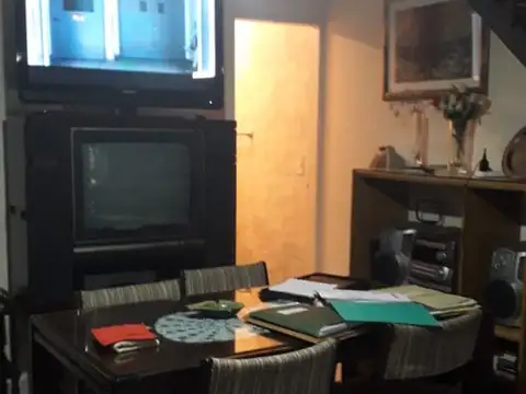 Depto Tipo Casa en Venta de 2 ambientes