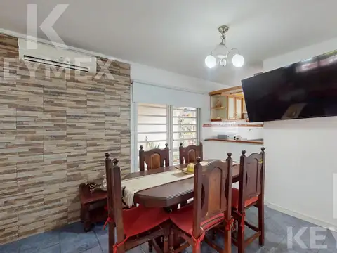 Casa 4 ambientes con 1 baño