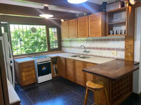 Casa en venta 1620 m2 terreno, doble padrón, San Rafael.