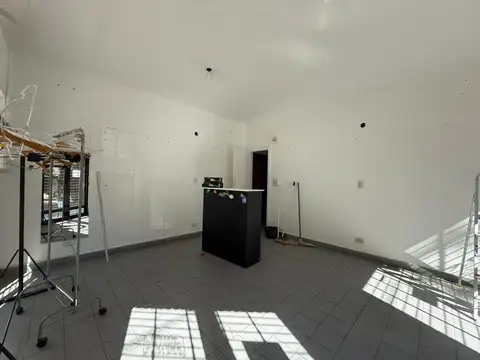 Local en Alquiler en Zarate, $ 650.000