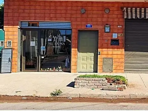 Marcos De Bueno e/ 12 de Octubre y Paysandu