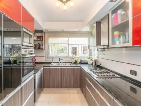 Casa en Venta en Quilmes Oeste, USD 245.000