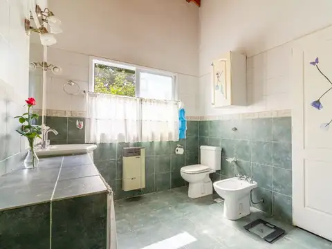 VENTA CASA BARRIO CERRADO SIN EXPENSAS