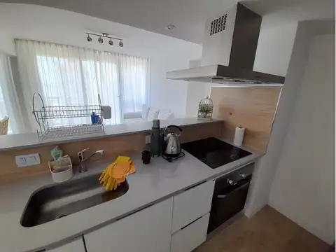 Departamento de 4 ambientes - ROYAL PARK - Santa Fe 1500