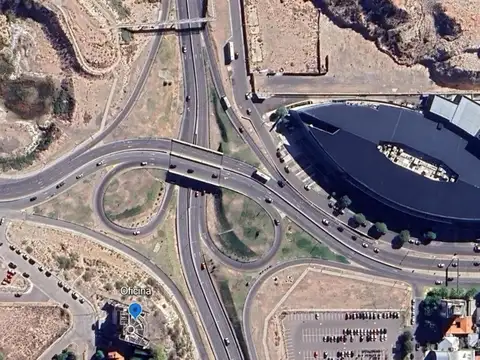 Oficina en Alquiler en Neuquen, $ 1