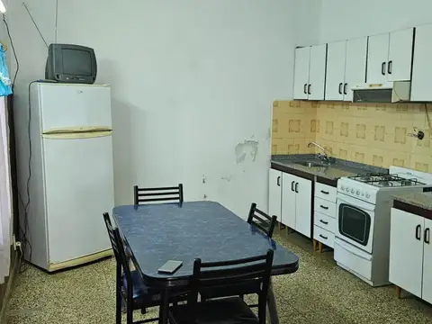 Depto Tipo Casa 4 ambientes con 2 baños