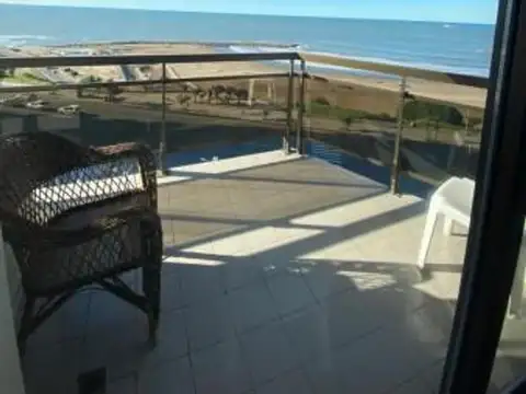 Departamento en alquiler temporario con vista al mar