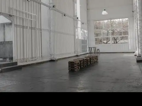 espacio para oficinas gimnasio showroom en la imprenta