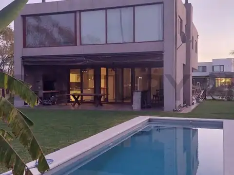 Casa en venta 6 Ambientes- Altos de Campo Grande, Pilar