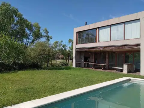 Casa en venta 6 Ambientes- Altos de Campo Grande, Pilar