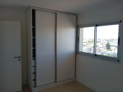 Departamento en Alquiler en Caseros, $ 750.000