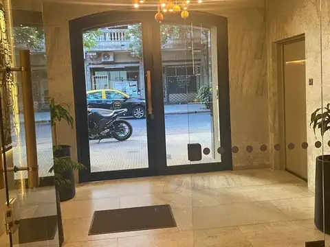 Monoambiente de categoría. Full amenities.