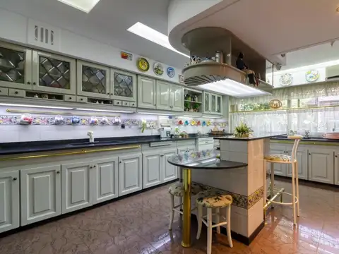 Casa en Venta en Villa Ortuzar, USD 3.500.000