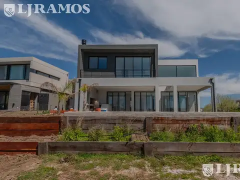 Casa en Venta en Puertos - Acacias, USD 650.000