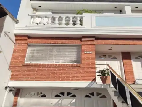 EXCELENTE PROPIEDAD EN RAMOS MEJIA