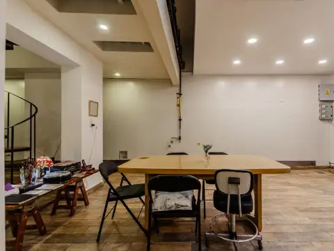 Depto Tipo Casa 5 ambientes con 4 baños