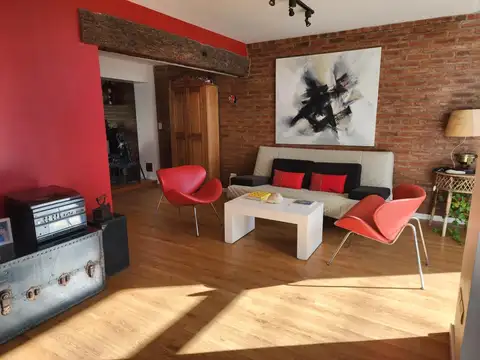 Casa 5 ambientes con 4 baños