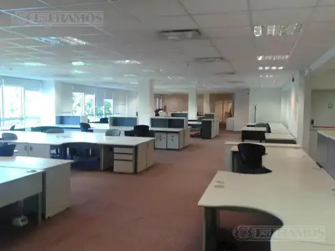 Alquiler de oficina de 480 m2 en San Telmo