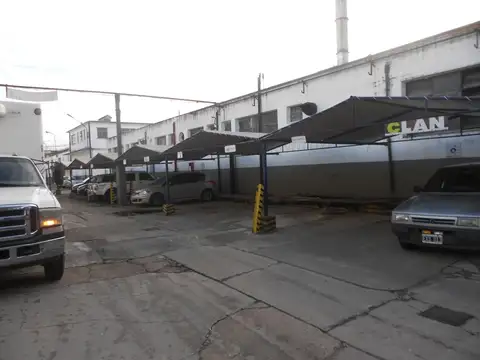 Predio Industrial - Galpon 710m2 PB