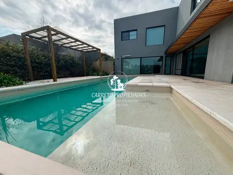 NUEVO PRECIO Casa en venta 6 amb, pileta y estanque. Barrio San Ramiro. Pilar. 100