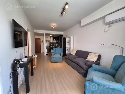 Lafinur al 3000 entre Juan Maria Gutierrez y Cabello