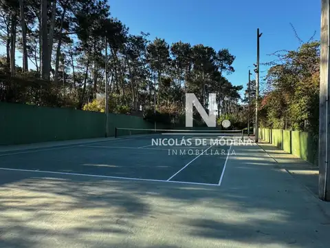 Terreno en Venta en Pinares, USD 90.000