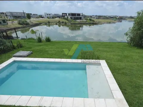 Casa  en Alquiler en San Sebastian - AREA 8, San Sebastian, Escobar