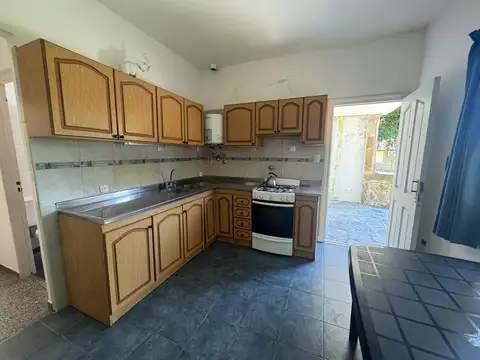 Depto Tipo Casa 3 ambientes con 1 baño