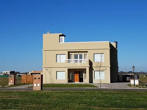 Casa en alquiler Barrio San Sebastián Al Lago