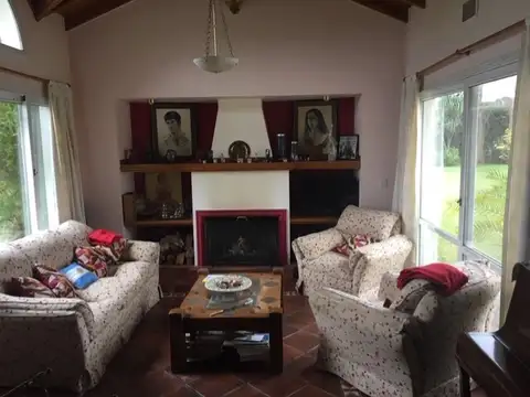 Casa en Venta en Countries y Barrios Cerrados en Berazategui, USD 460.000