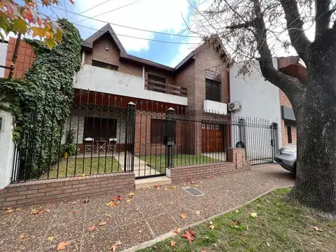 Casa en Venta de 5 dormitorios
