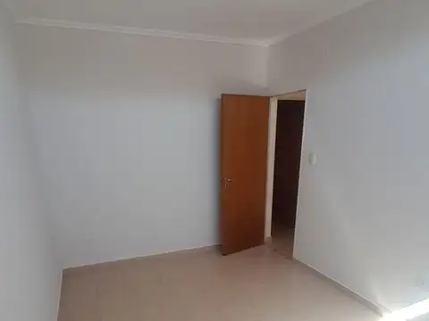 VENTA DEPTO U1 -2 DORMITORIOS - ZONA FACULTAD.-