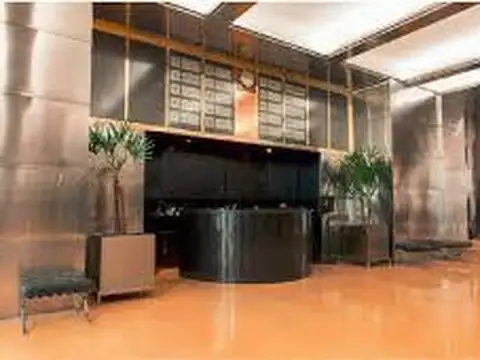 Oficina en Alquiler 80 años