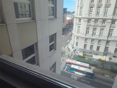 Oficina en Alquiler con 2 cocheras