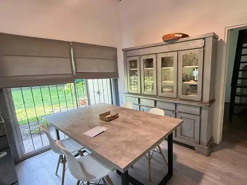 Espaciosa Casa con Piscina y Parrilla Rodeada de Naturaleza en Matheu