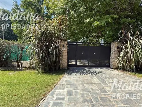 Espaciosa Casa con Piscina y Parrilla Rodeada de Naturaleza en Matheu