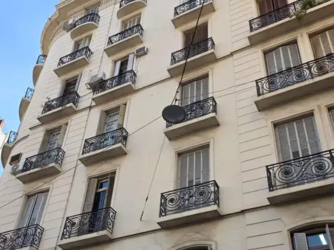 OPORTUNIDAD  Venta de Oficina ubicada en San Nicolás