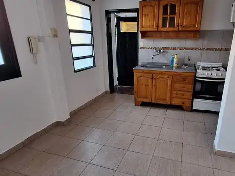 Departamento 3 ambientes con 1 baño