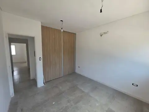 Casa - Barrio Parque Leloir