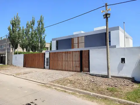 Calle 138 entre 507 y 508