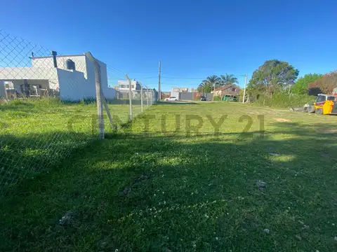 Terreno en Venta 20  mts Frente